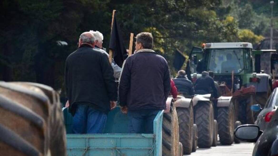 Πάτρα: Σηκώνουν τις μπάρες στα διόδια του Ρίου οι αγρότες 